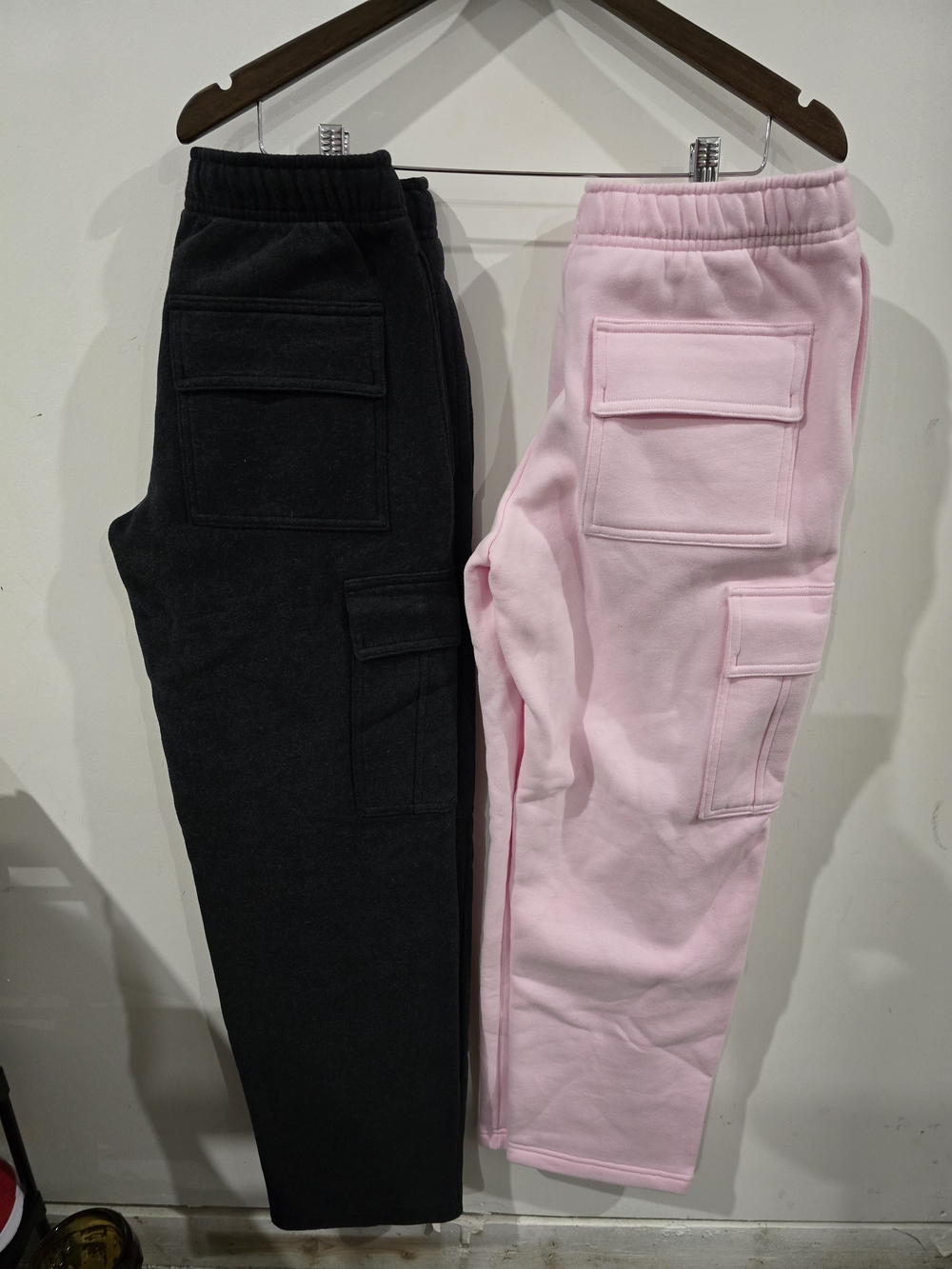 Aritzia Cargo Sweatpants in Black & Light Pink